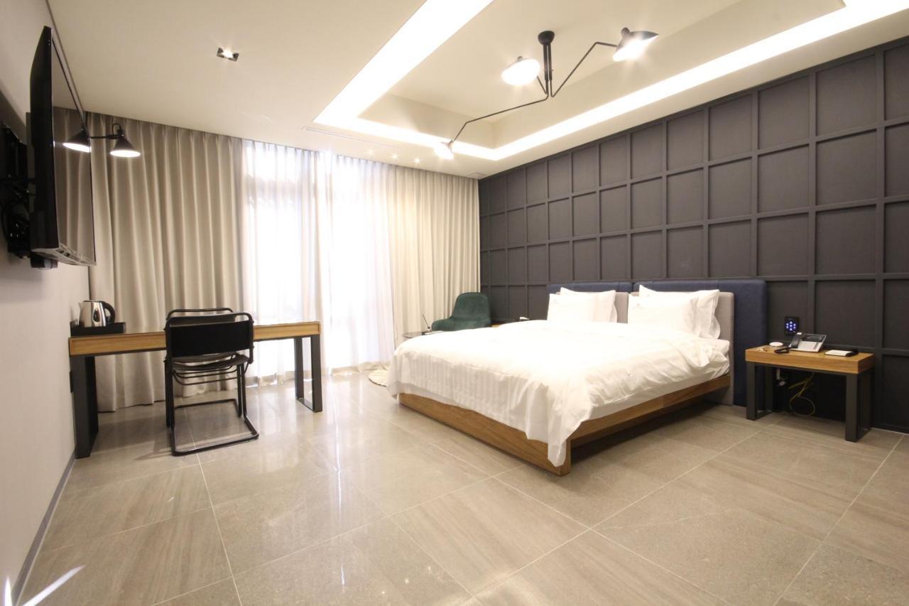 Hotel Eco Stay Jeonju Exterior photo