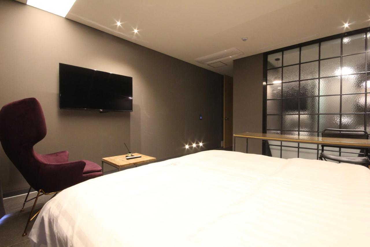 Hotel Eco Stay Jeonju Exterior photo