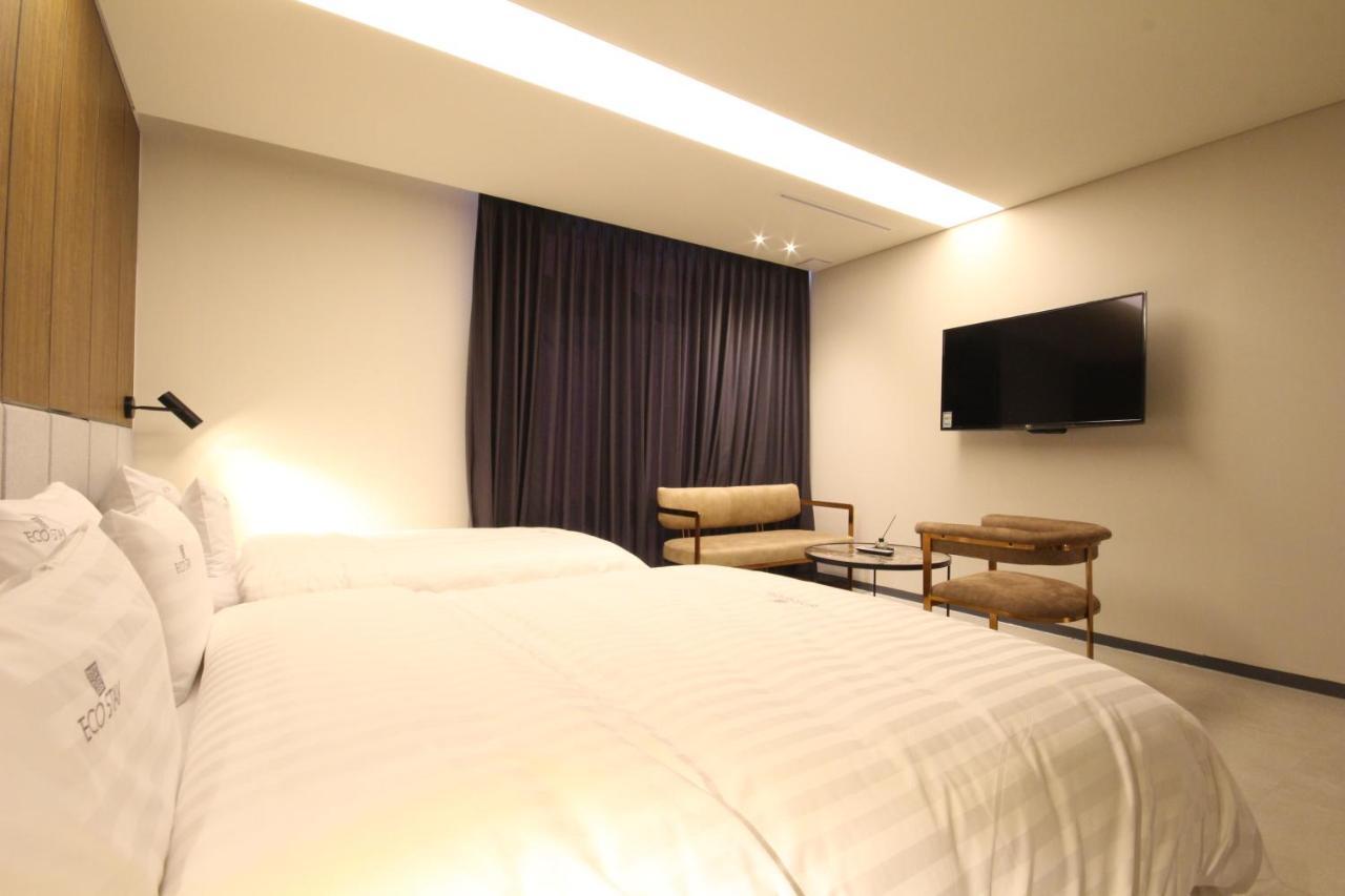 Hotel Eco Stay Jeonju Exterior photo