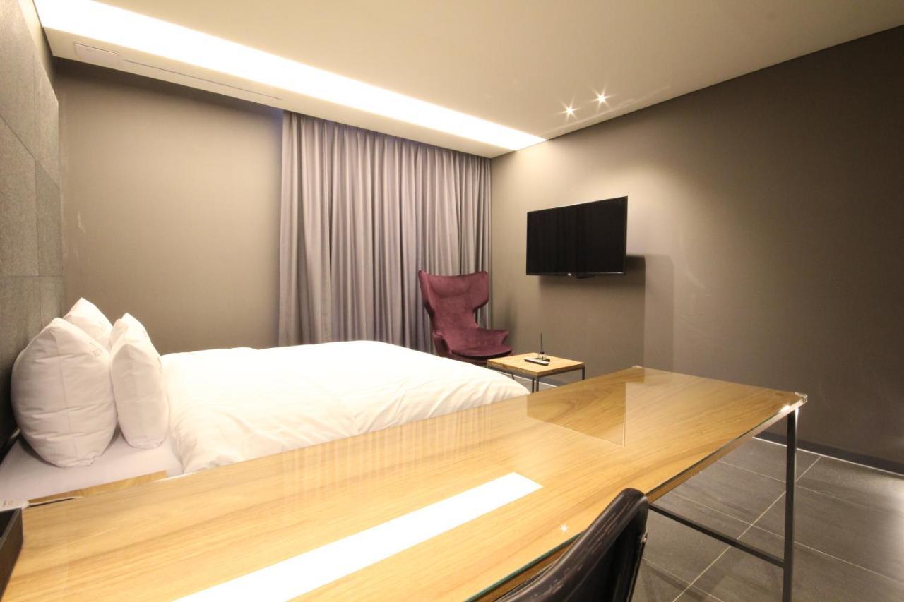 Hotel Eco Stay Jeonju Exterior photo