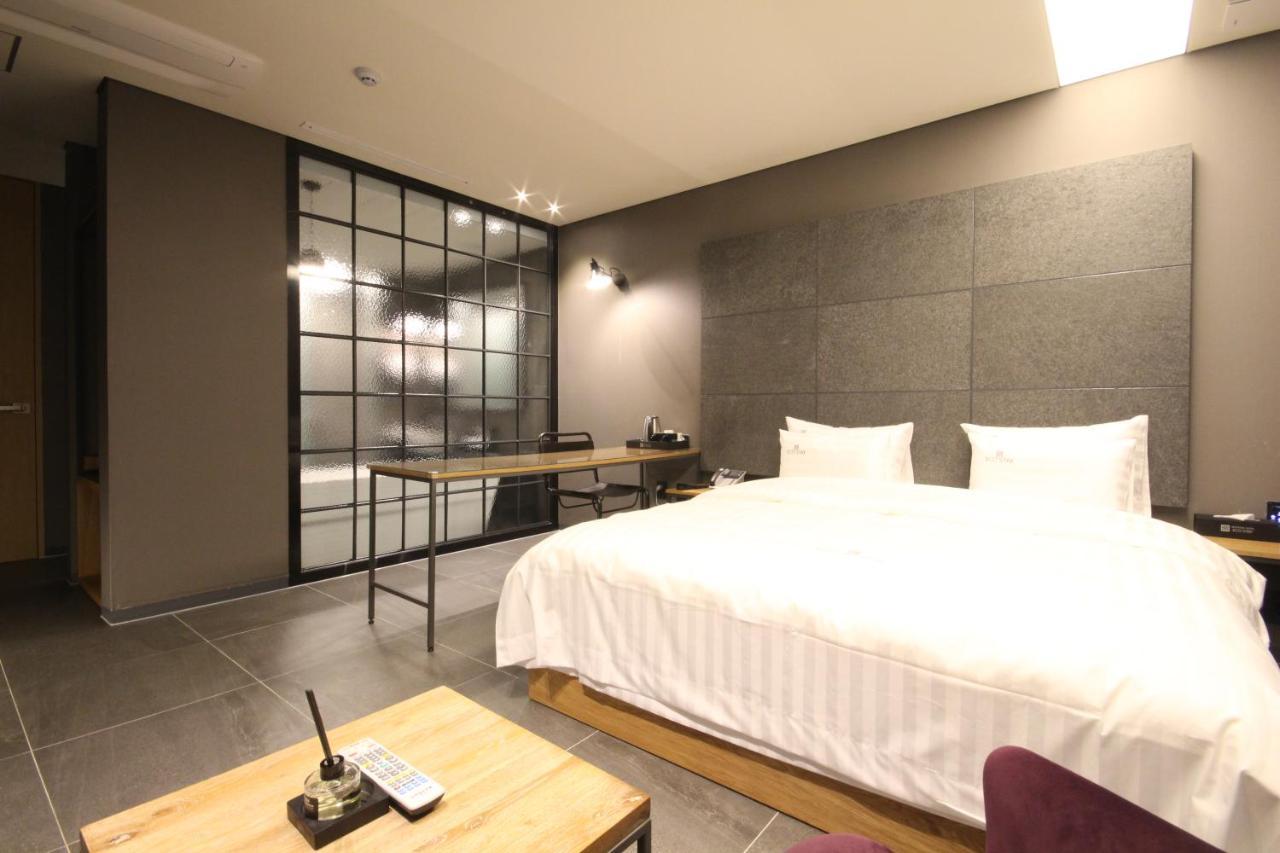 Hotel Eco Stay Jeonju Exterior photo