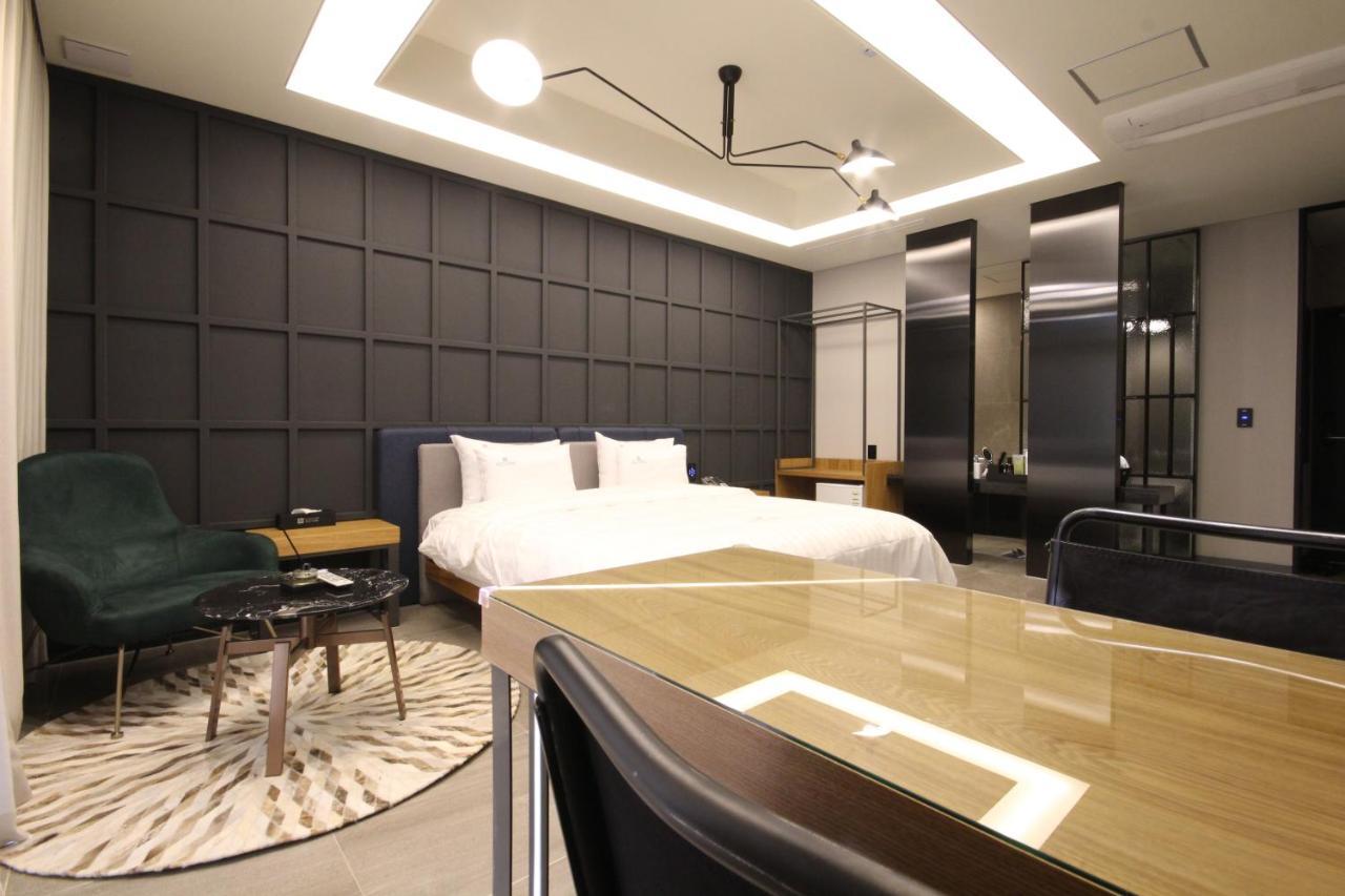 Hotel Eco Stay Jeonju Exterior photo