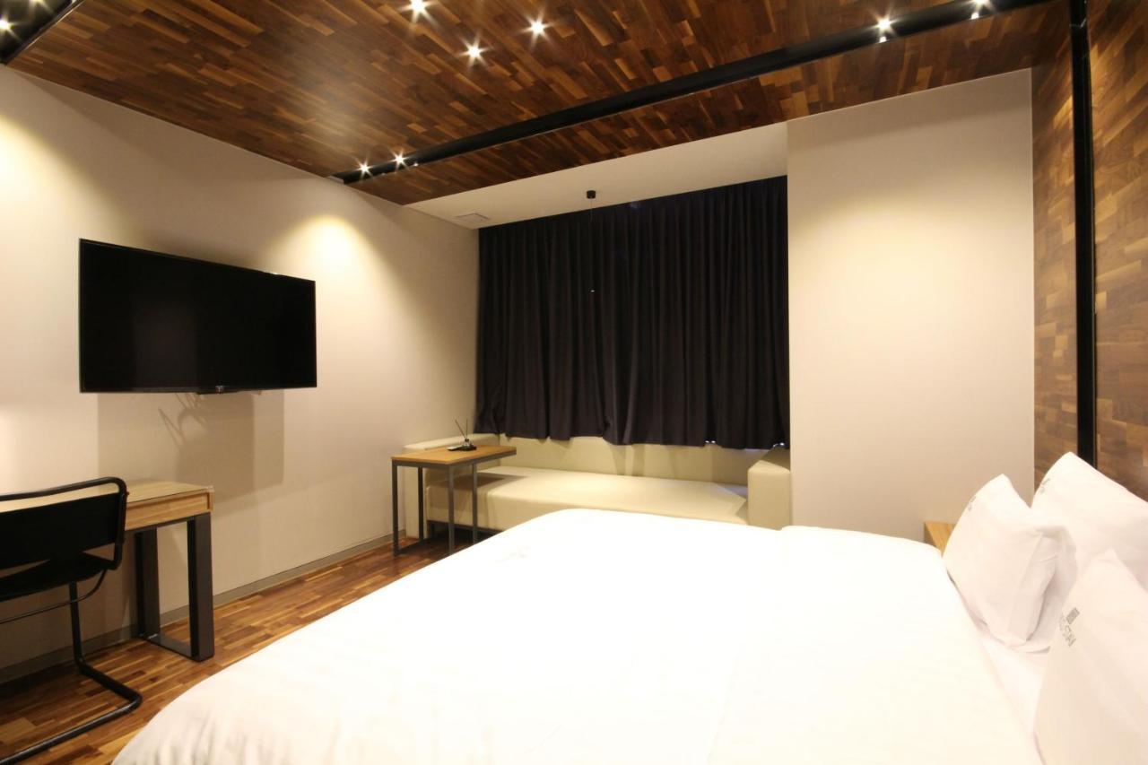 Hotel Eco Stay Jeonju Exterior photo