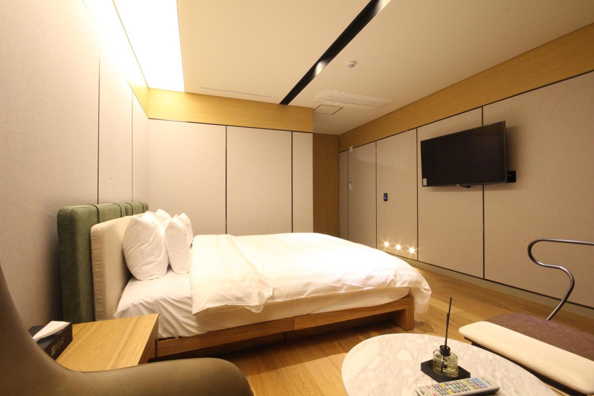 Hotel Eco Stay Jeonju Exterior photo